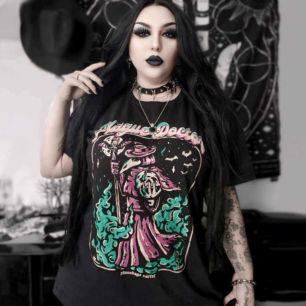 Plague Doctor Unisex Graphic Shirt, Plague Doctor Goth Vintage Unisex Graphic T-shirt Model Woman